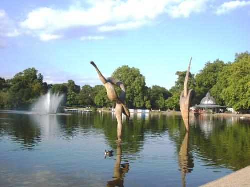 Boutique Home from Home - image 10