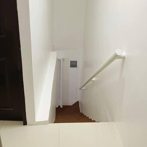 Kellys Crib Transient Deca Clark in Sapalibutad