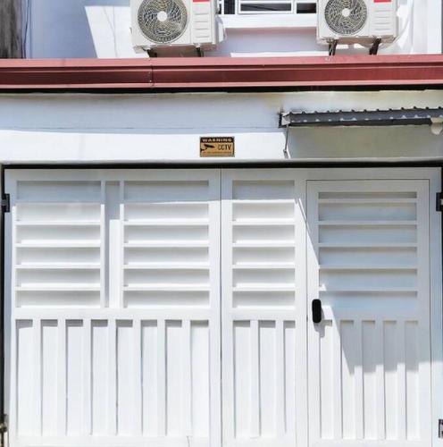 Kellys Crib Transient Deca Clark in Sapalibutad