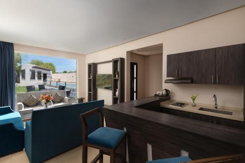 The Corner Hotel Resorts - Riyadh near Janadriyah Festival