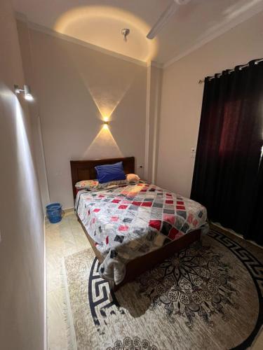 3 queen beds, 1 sofa bed