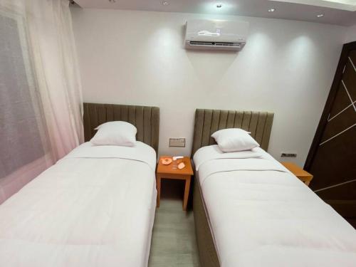 Luxury 3 bedrooms 2 bathrooms