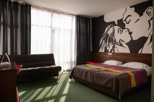 1 queen bed