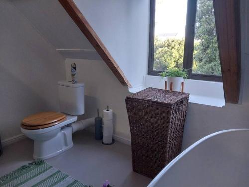 Hidden gem in bush 350m from main beach, Bettyʼs Bay (foto 2)