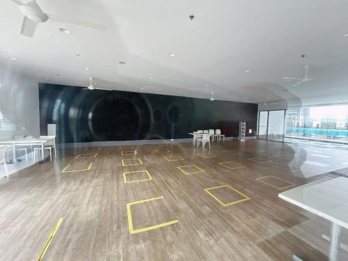 PJ cozy grand design home 1-10 pax 5 min to Sunway PJ cozy grand design home 1-10 pax 5 min to Sunway