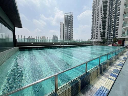 PJ cozy grand design home 1-10 pax 5 min to Sunway PJ cozy grand design home 1-10 pax 5 min to Sunway