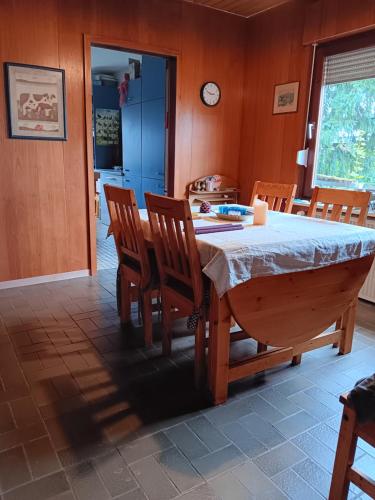 Single Room with Shared Bathroom