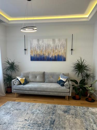 Stylish One Bed Flat in Paddington Pool and gym next door Free secure underground parking nearby, Londres