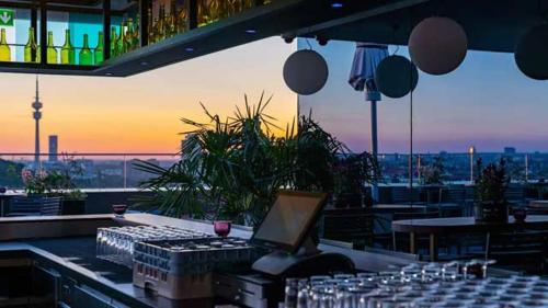 Great View to Allianz Arena & Free Garage Parking Great View to Allianz Arena & Free Garage Parking