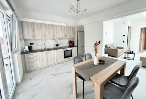 Ionia's Comfort Appartments -2nd floor in Lykovrysi