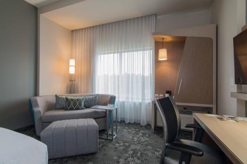 Courtyard by Marriott Raleigh-Durham Airport/Brier Creek in Raleigh, USA