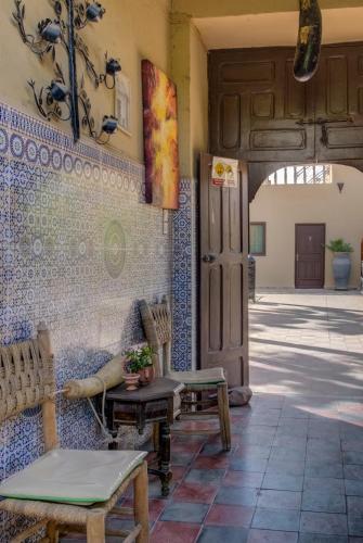 Riad Elaissi Riad Elaissi