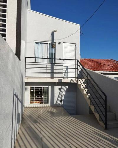 kitnet central com linda vista 75 in พอนตา กรอสซ่า