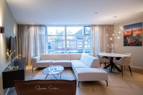 ApartHotel Boutique by Urban Home Stay Room Type - Two-Bedroom Apartment with Terrace