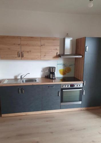 Konyha, Monteurwohnung Haus Sendberg Blick in Frielendorf