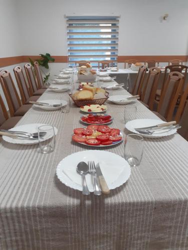 STD Cvetković (STD Cvetkovic) in Crni Vrh