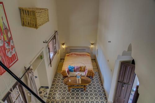 Riad Elaissi Riad Elaissi