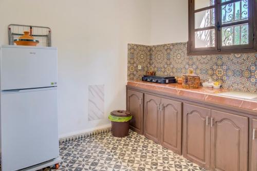 Riad Elaissi Riad Elaissi