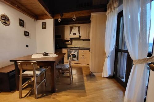 virtuve, Attico e super attico panoramico in Rocca Di Cambio