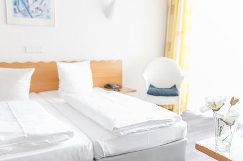 Hotel Ambiente - image 12