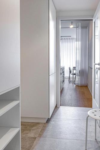 Studio Apartment with Balcony image 10