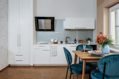 Prague Days - Studio in a prime location with AC close to the Charles Bridge - image 11