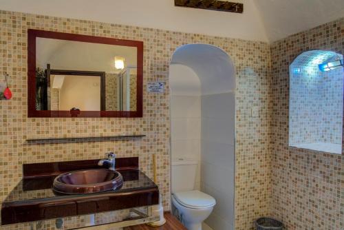 Riad Elaissi Riad Elaissi