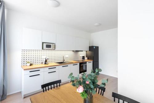 Spacious Luxury Old Town 2BR Retreat, Prague (photo 7)