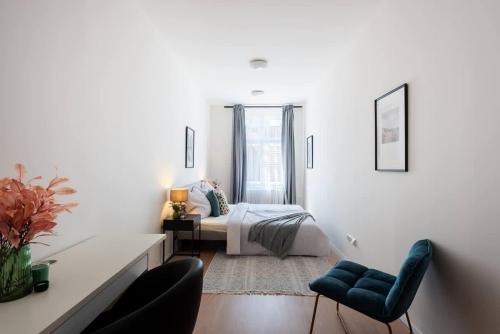 Spacious Luxury Old Town 2BR Retreat, Prague (photo 8)