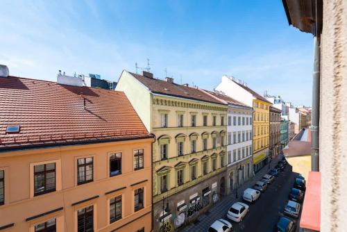 Spacious Luxury Old Town 2BR Retreat, Prague (photo 11)