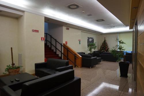 Shared lounge/TV area, Hotel Europa in Palermo