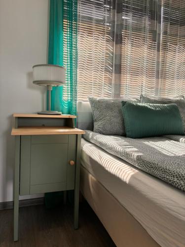 2 bedrooms, 5 beds