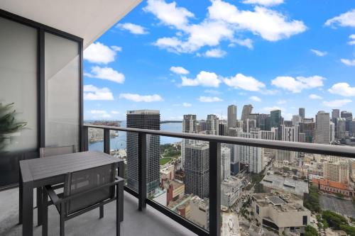 PH 49 Floor Luxury Studio w Panoramic City Views in Miami, USA