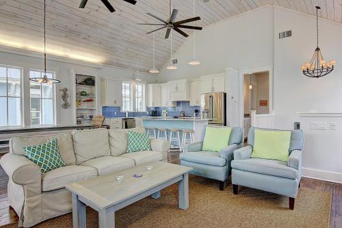 Suits Us 231 BE in Port Aransas, USA