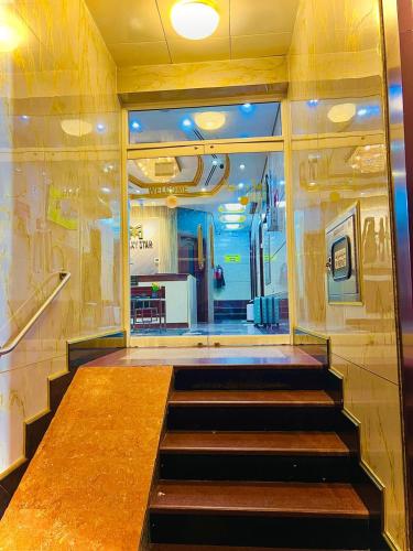 Galaxy Star Hotel - Entrance