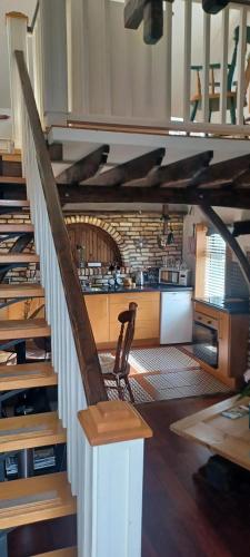 Apartment with one bedroom in Galway with wonderful city view balcony and WiFi 1 km from the beach - image 12