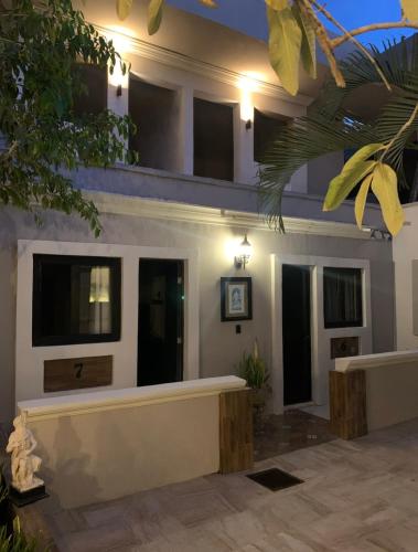 The Black Tree Hotel Colonial in 馬薩特蘭市中心