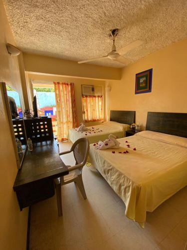 Hotel Zihuatanejo Centro – Zihuatanejo, KY