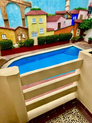 Hotel Zihuatanejo Centro – Zihuatanejo, KY