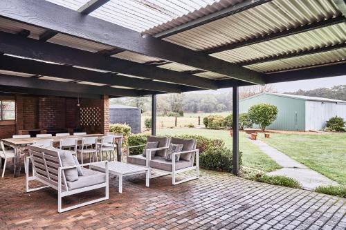 Leonards Hill House - Daylesford Region in Korweinguboora