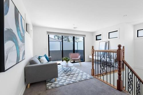 Family Oasis Walking distance to Chadstone SC in 歐克雷