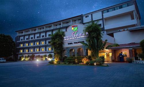 Whiterock Beach Hotel And Waterpark