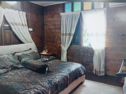 RUMAH KAYU ED BEACH Cafe in Kuala Kedah