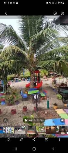 RUMAH KAYU ED BEACH Cafe in Kuala Kedah