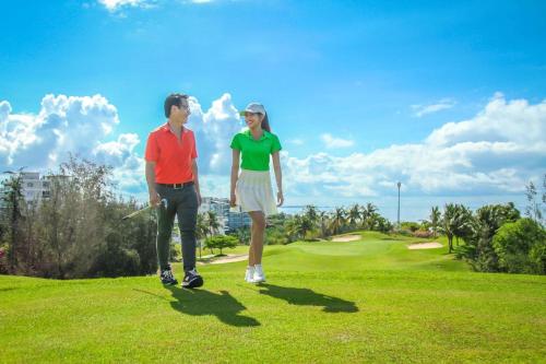 Mui Ne Paradise Condotel - Can ho nghi duong Ocean Vista - 골프장(숙소 내)