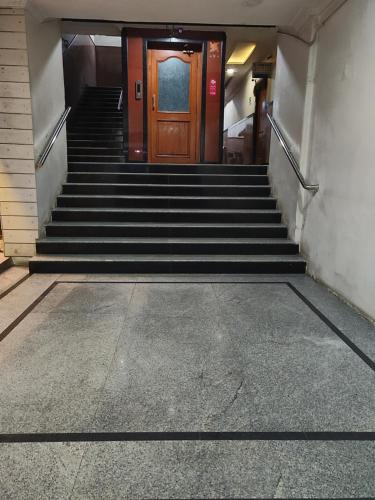 Hotel Gayathri – Hyderabad, IA