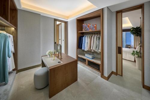 Mandarin Oriental, Muscat Room Type - Panoramic Sea View Suite