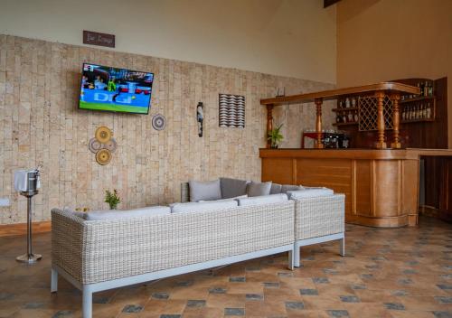 Krogs/atpūtas telpa, Gorilla Heights Lodge by NEWMARK in Kisoro