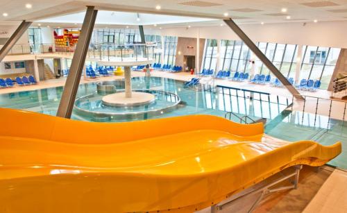 Luxury Central Square Apartment in Dolny Kubin Town Center