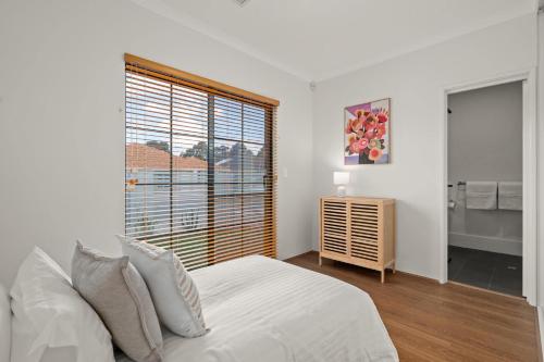 Apartment image 8